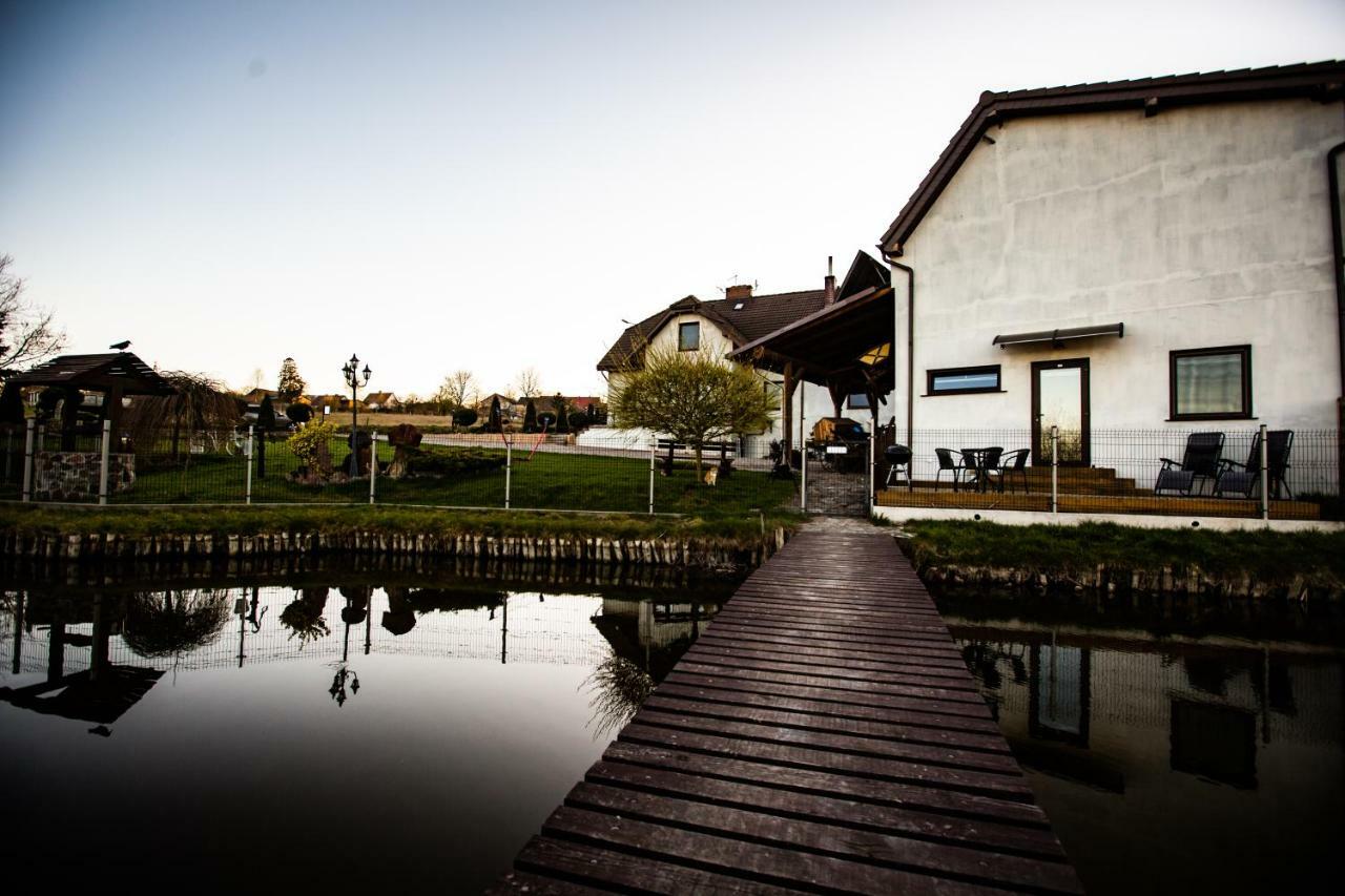 Agroturystyka "Na Lakach" Garczegorze Exterior photo